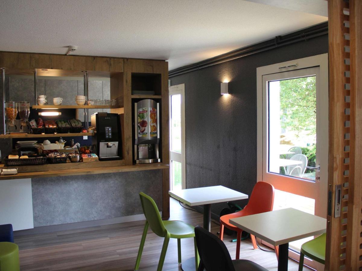 Ibis Budget Redon Bagian luar foto