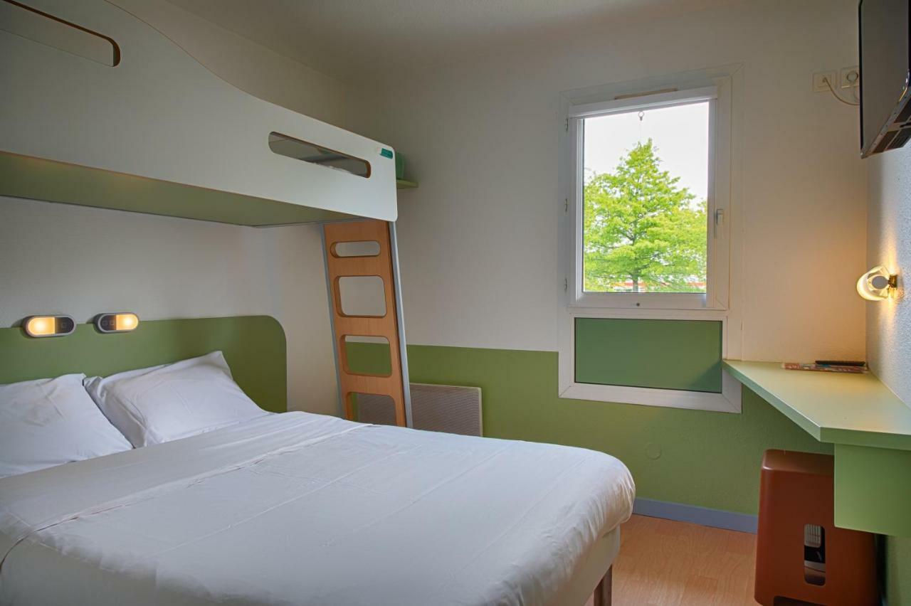 Ibis Budget Redon Bagian luar foto